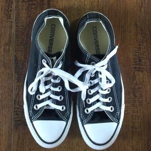 Converse All Star, Low Top,  Black Tennis Shoes